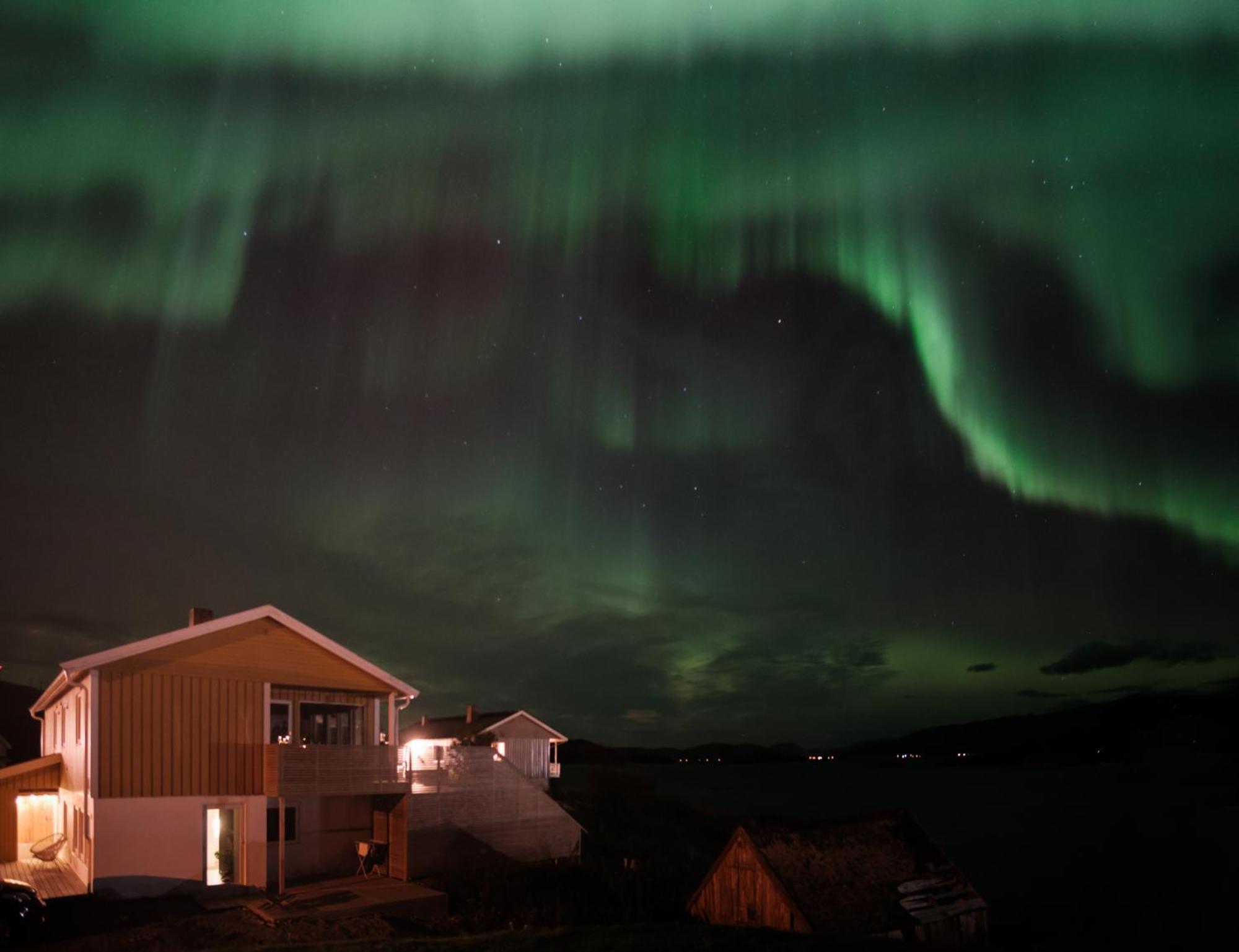 Sommaroya Beach Apartment Tromsø Esterno foto